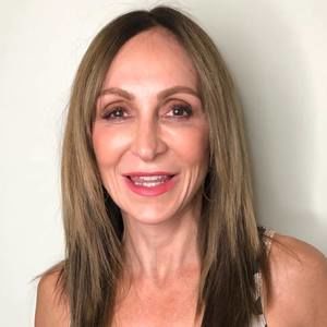 Meet your Posher, Regina